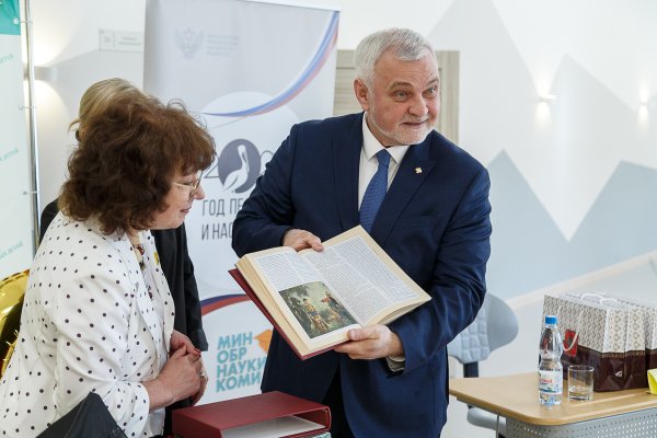 Владимир Уйба посетил Лицей для одарённых детей Республики Коми