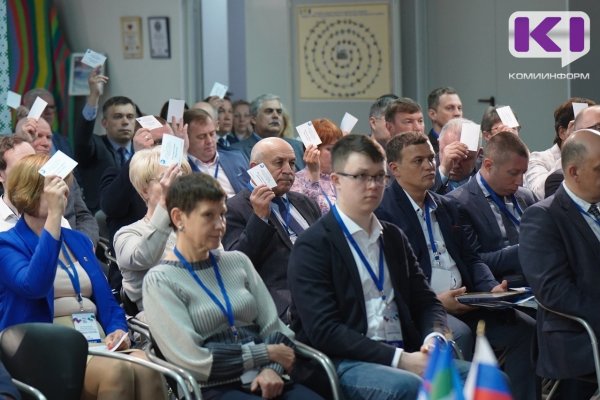 Единоросы Коми провели ротацию регионального политсовета