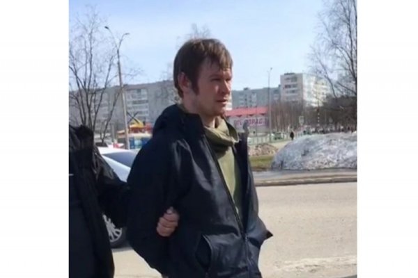 Обвиняемый в поджоге здания ФСБ в Усинске Евгений Заболотный останется под стражей 