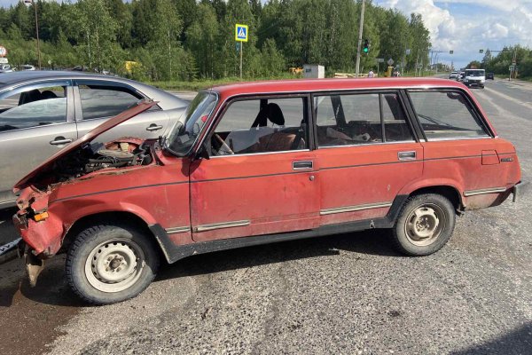В Сыктывкаре после столкновения с ВАЗ-2104 пострадали три пассажира Kia Cerato