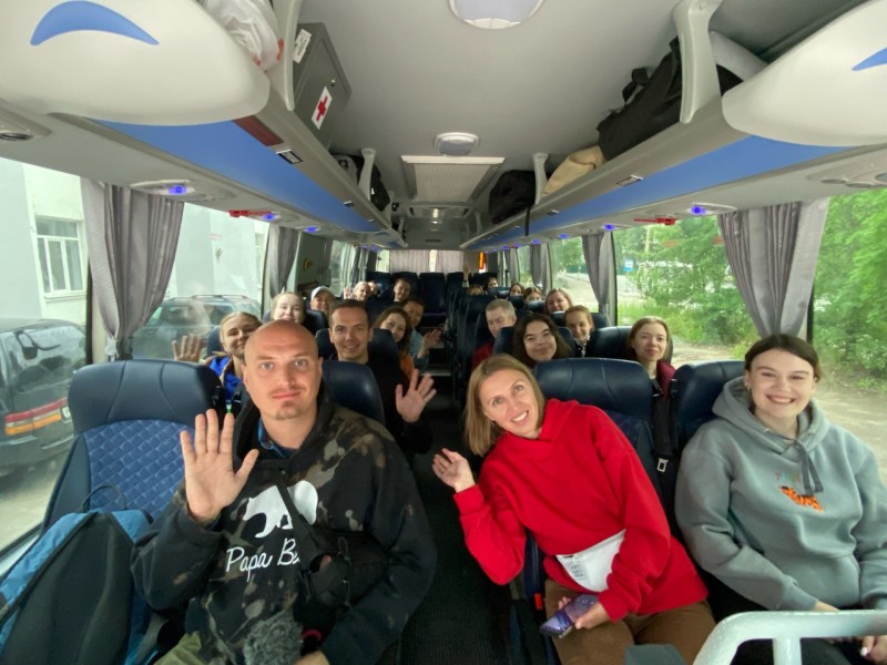 Команда участников проекта "Молодежное путешествие" выехала из Сыктывкара на "Усть-Цилемскую Горку"