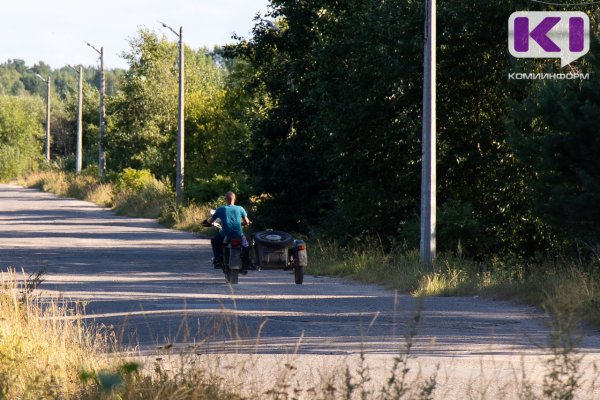 В Усть-Цилемском районе несовершеннолетний мотоциклист опрокинулся на проезжей части