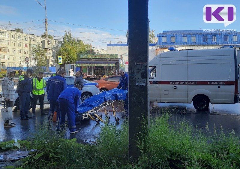 В Сыктывкаре водитель Chery Tiggo сбил на перекрестке 64-летнего мужчину
