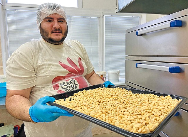 В Сыктывкаре производитель восточных сладостей расширил бизнес благодаря "Народному бюджету"