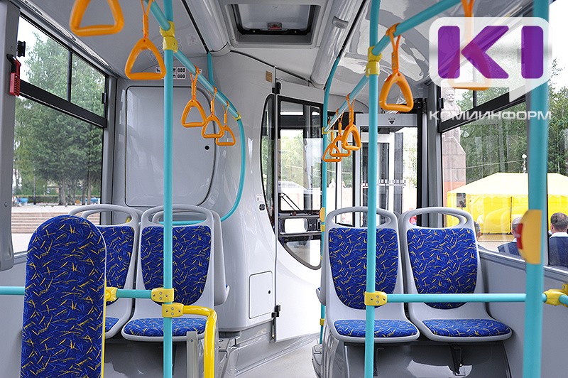 Для городов и районов Коми закупят 10 больших, 22 средних и семь малых автобусов

