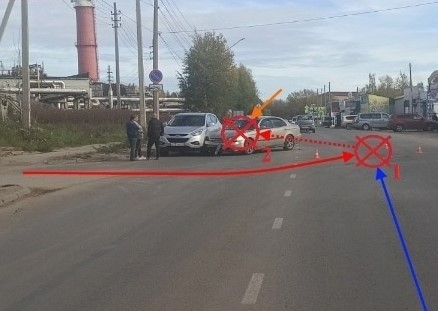 В Сыктывкаре водитель Chevrolet спровоцировал двойное ДТП