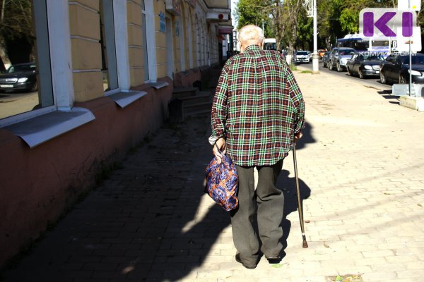 91-летний ухтинец вышел погулять и переполошил родных и спасателей 