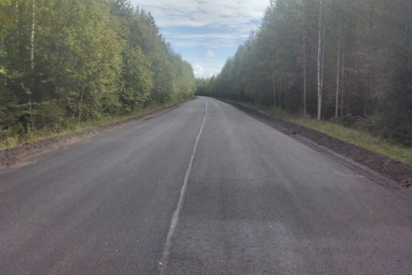 В Коми завершены работы по ремонту участка дороги Язель – Позялэм