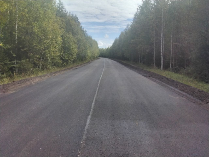 В Коми завершены работы по ремонту участка дороги Язель – Позялэм