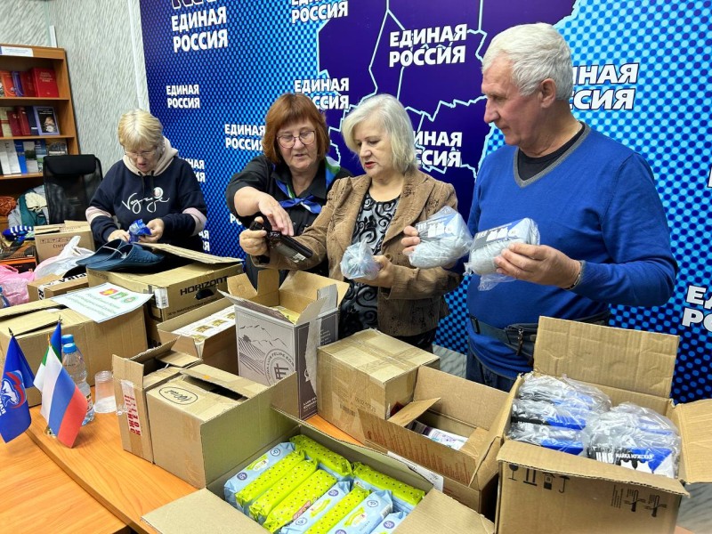 "Серебряные волонтеры" Сыктывдинского района привезли 15-ю партию помощи для военных

