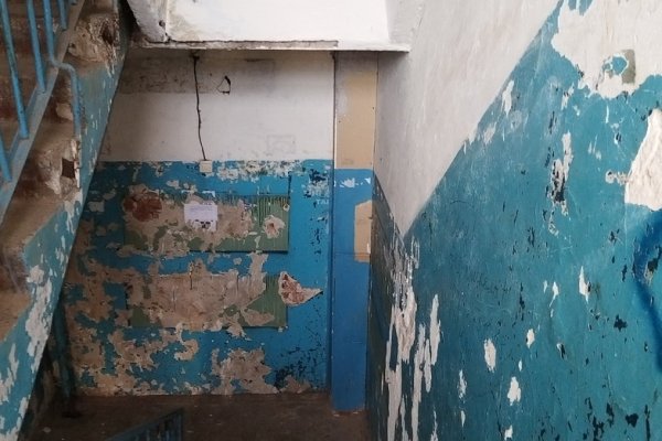 Жители печально известного дома в Сыктывкаре снова пошли в Жилинспекцию