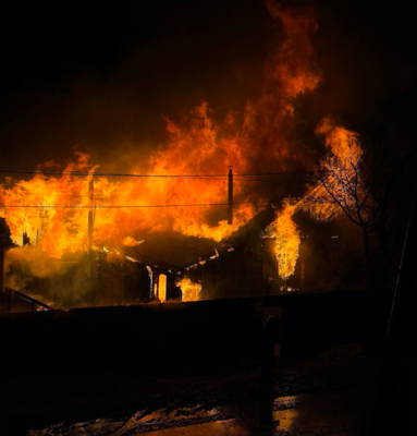 В сыктывкарском Лесозаводе сгорел частный дом 