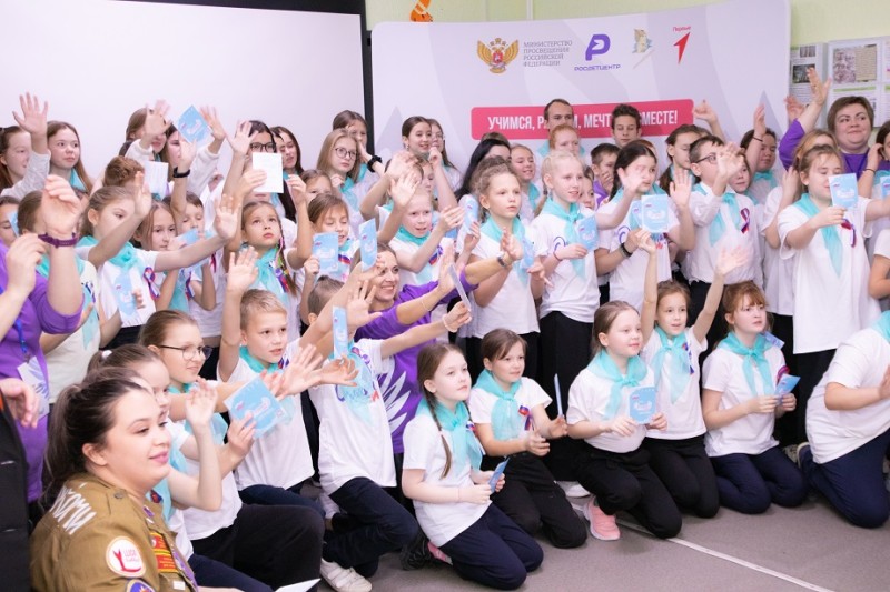 40 школьников Коми стали Орлятами России
