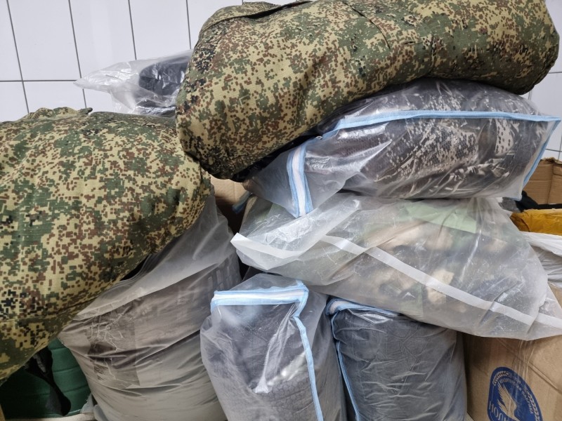 Сотрудники Регионального оператора Севера собрали посылки для солдат из Республики Коми