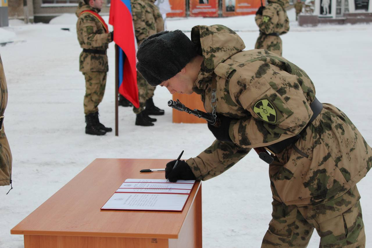 В Сыктывкаре в Центре подготовки личного состава Росгвардии завершился  осенний призыв | Комиинформ