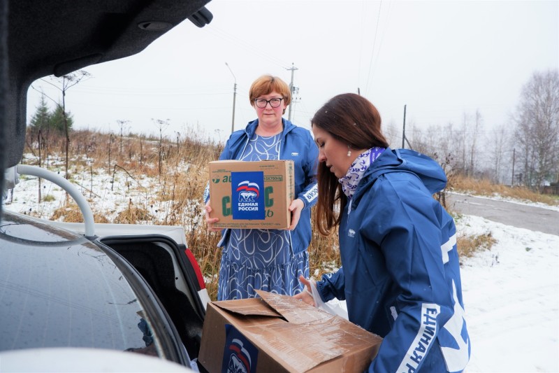Помощь жителям и фронту: два года назад "Единая Россия" развернула масштабную гуманитарную миссию в новых регионах

