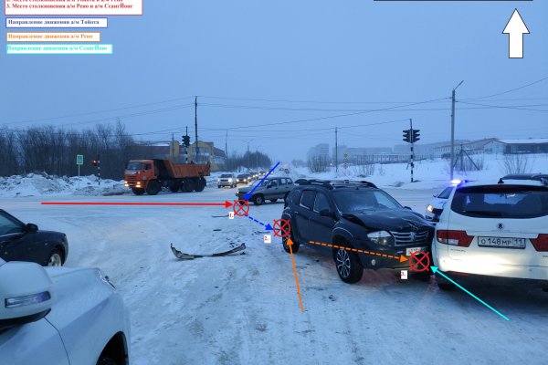 В Усинске водитель Chevrolet Niva выехал на красный свет и устроил столкновение четырех авто