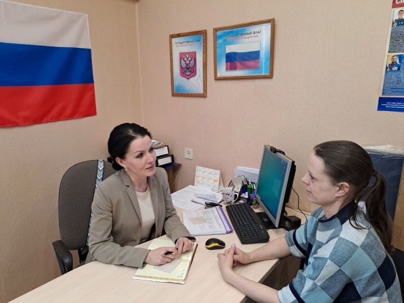Фонд "Защитники Отечества" помог жительнице Троицко-Печорского района списать долги погибшего на СВО мужа