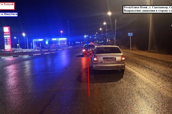 В Сыктывкаре водитель Hyundai не учел безопасную дистанцию и догнал Mitsubishi