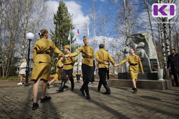 В Сыктывкаре накануне 9 мая почтили память военных медиков