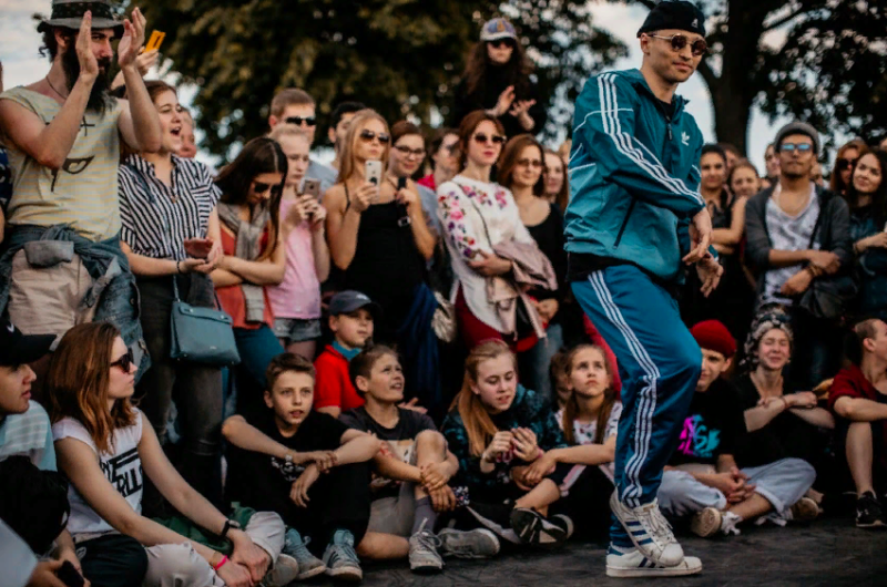Звезды "Танцев на ТНТ" станут специальными гостями фестиваля "СтарТуй"

