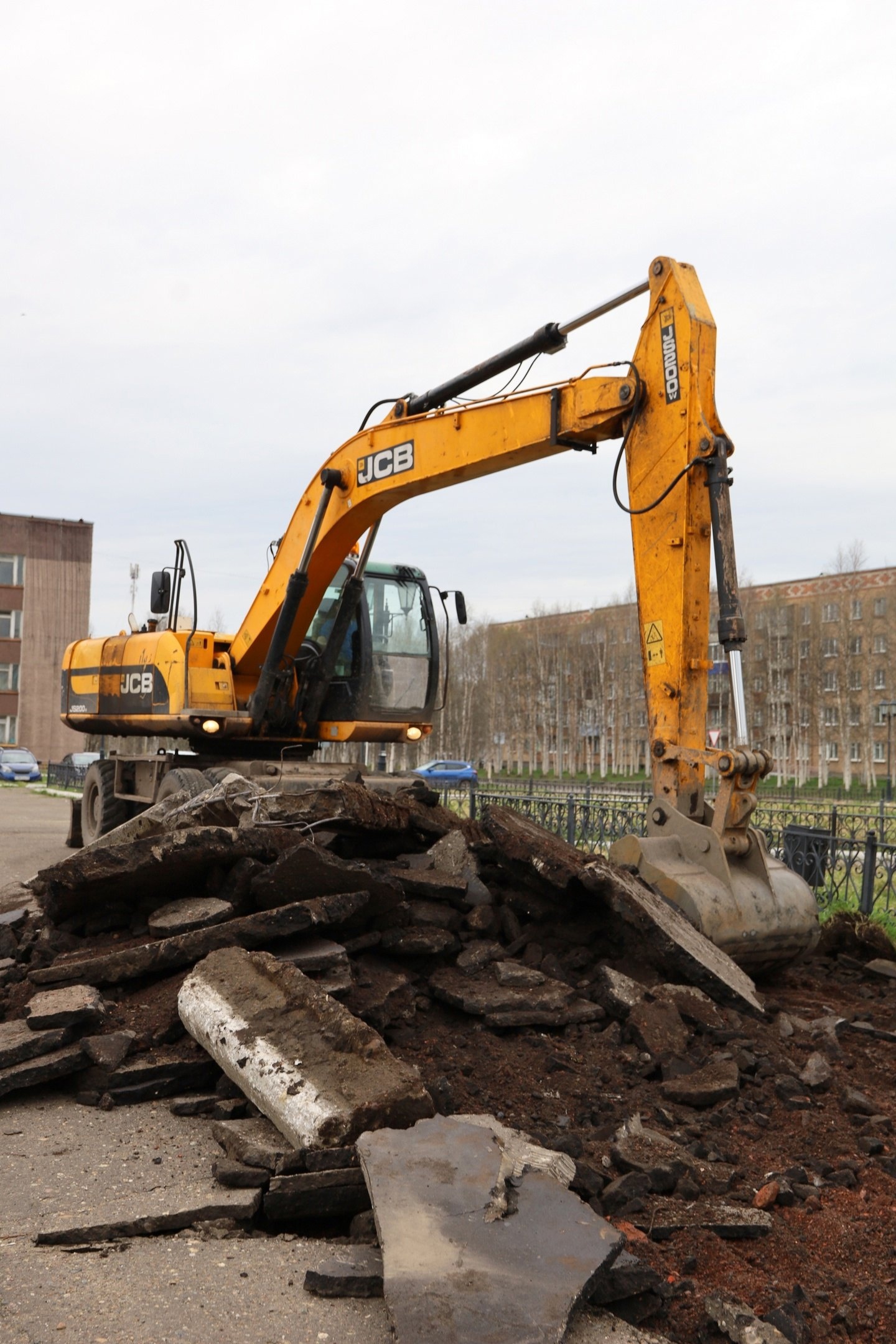 В Инте приступили к благоустройству двух городских территорий | 20.06.2024  | Сыктывкар - БезФормата