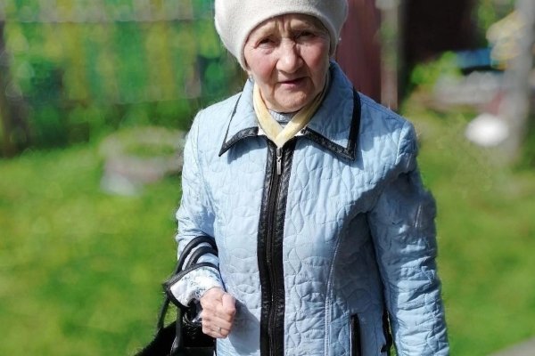 Жительница Усинска ежемесячно отправляет часть своей пенсии бойцам СВО