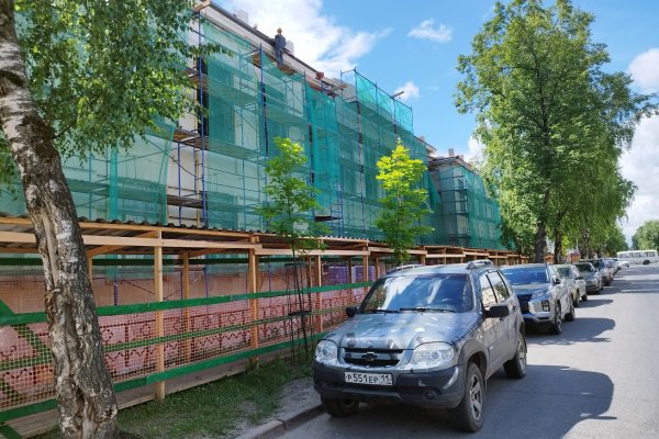 В здании гимназии им. Пушкина в Сыктывкаре продолжаются реставрационные работы