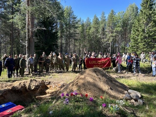 Сотрудники СУ СКР по Коми приняли участие в обнаружении и захоронении останков воинов, погибших в Великой Отечественной войне