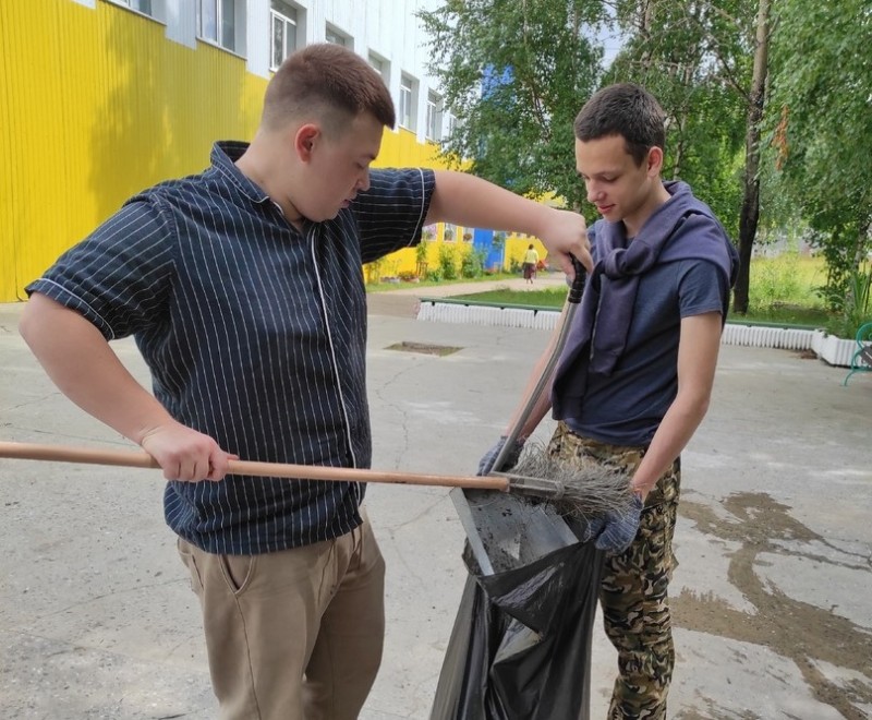 За летний период в Удорском районе трудоустроили 180 несовершеннолетних