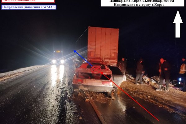 В Сысольском районе нетрезвый водитель ВАЗа врезался в КамАЗ, пострадали три человека