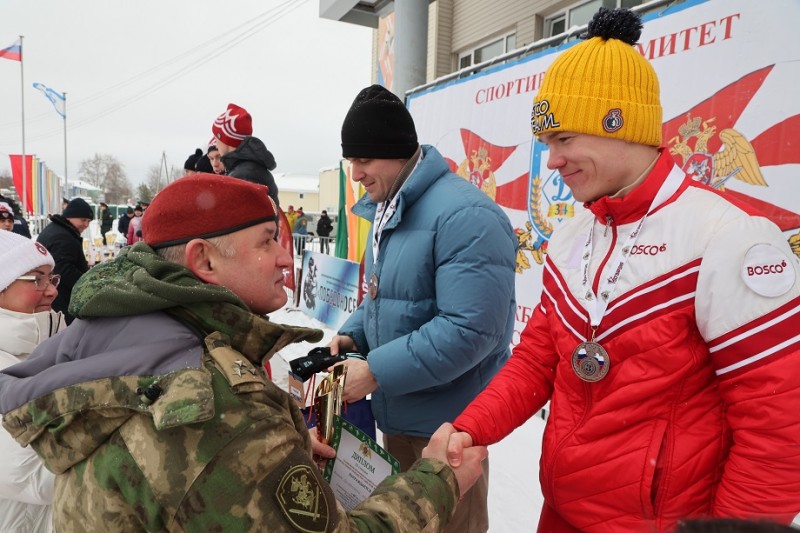 В Сыктывкаре завершились чемпионаты Росгвардии по лыжным гонкам и служебному двоеборью