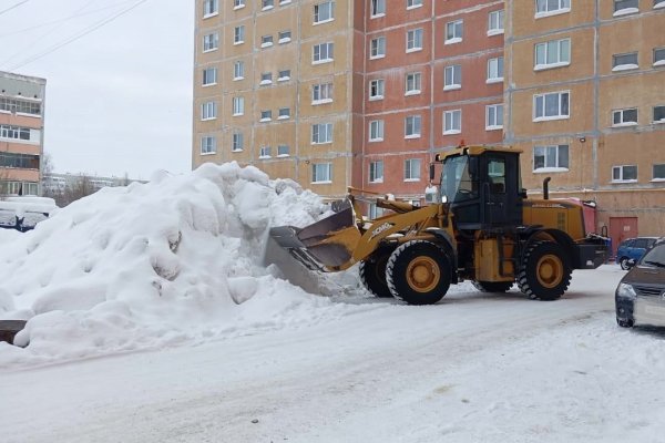 В Усинском районе в работе по очистке дорог задействовано 18 единиц спецтехники

