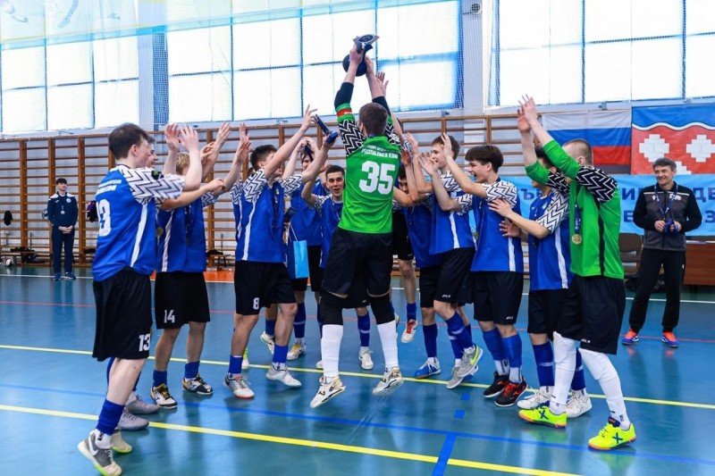 Сборная Коми выиграла первенство СЗФО по футзалу