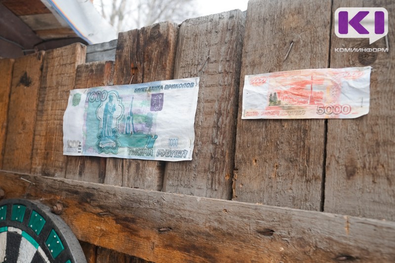 Житель Сосногорска дважды пытался расплатиться поддельной купюрой, а потом пришел в полицию и раскаялся