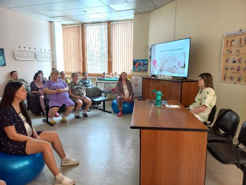 В кардиодиспансере Коми успешно работает Школа материнства