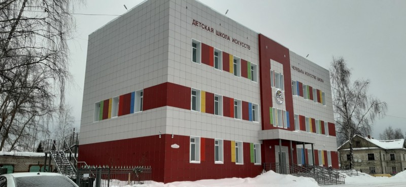 Подрядчик по ремонту детской школы искусств в Емве наказан на 1,2 млн рублей 