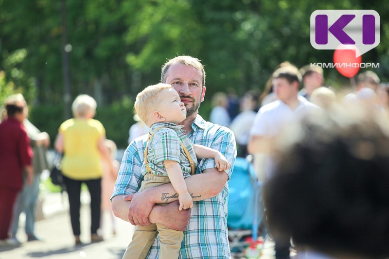 В Сыктывкаре 26% мужчин готовы уйти в декрет вместо жены 