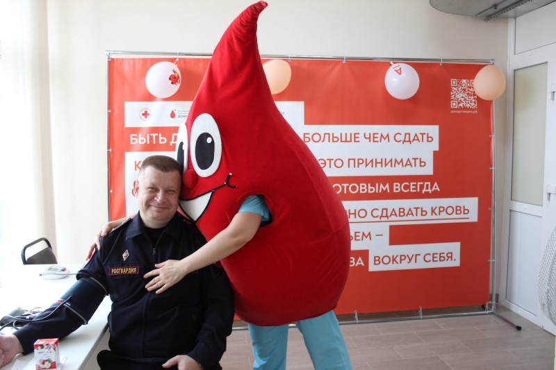 Росгвардейцы поддержали донорскую акцию в Сыктывкаре