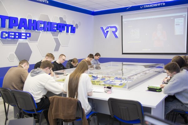 Для студентов УГТУ провели открытые уроки с технологиями дополненной реальности 