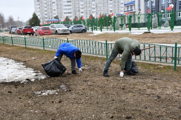 Работники АО 