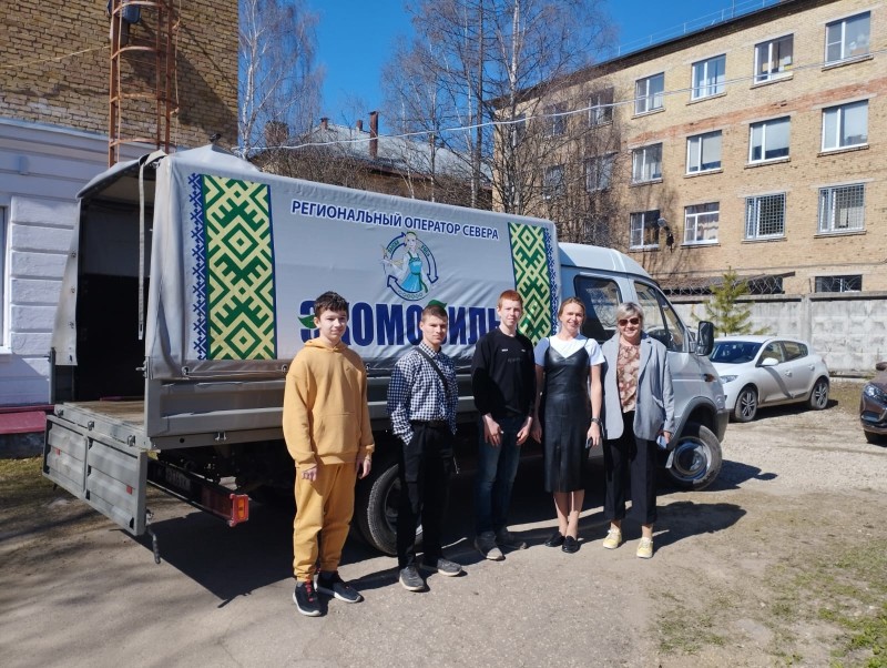 В рамках проекта Особенные встречи экомобиль "Лысва" снова посетил 45 школу Ухты