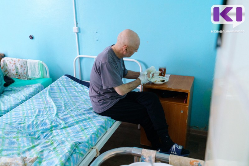 Эжвинская больница Сыктывкара закупит новые прикроватные тумбочки за 1,8 млн рублей