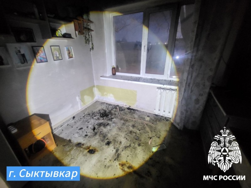 В Сыктывкаре во время пожара спасли четырех человек