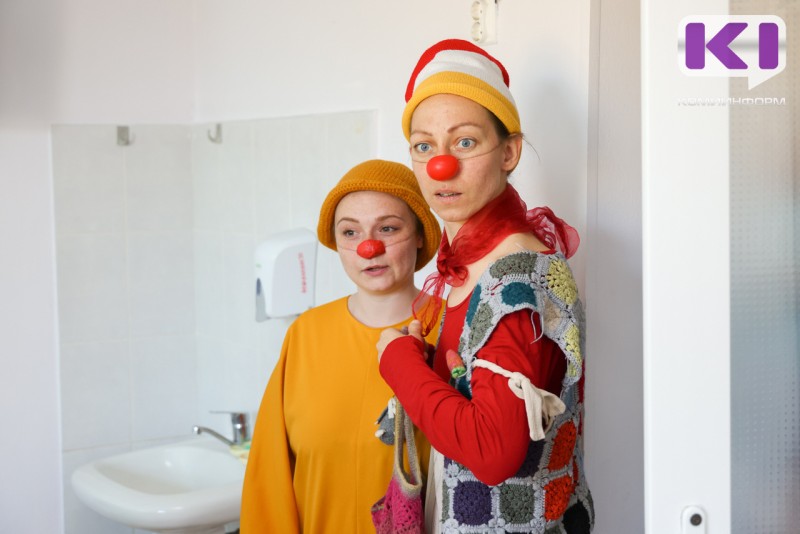 “Дети могут нас выгнать - и это здорово": как больничные клоуны создавали атмосферу радости для пациентов РДКБ  