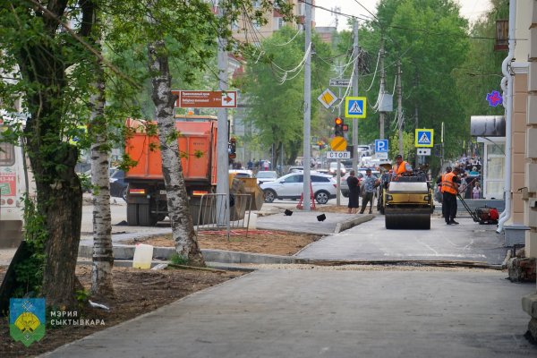 В Сыктывкаре на улице Орджоникидзе идёт ремонт тротуаров по нацпроекту