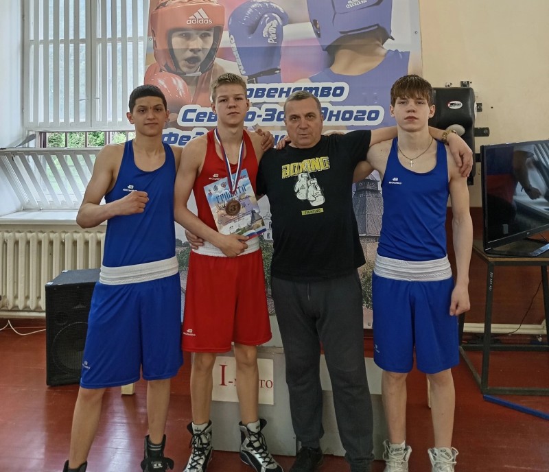 Боксеры Коми завоевали 17 медалей на первенстве СЗФО