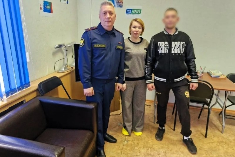 В Коми сотрудники уголовно-исполнительной инспекции оказали помощь участникам СВО в рамках пробации

