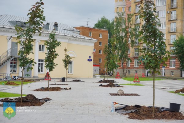 В новом сквере у Центра досуга и кино 