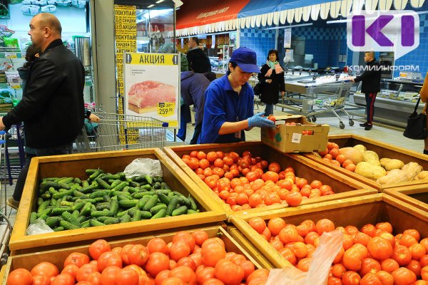 В Коми за неделю подешевели овощи, яйца и масло, но подорожали свинина и колбаса